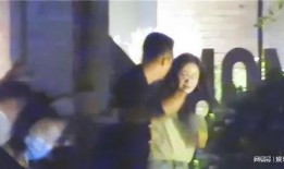 汪小菲王岳伦最新爆料,娱乐圈风云再起，真相揭秘！